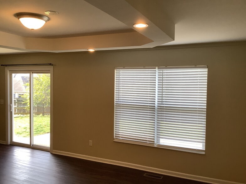 Building Photo - 11789 Holgate Dr