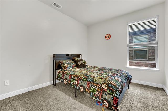 Building Photo - 1120 Gillespie Dr