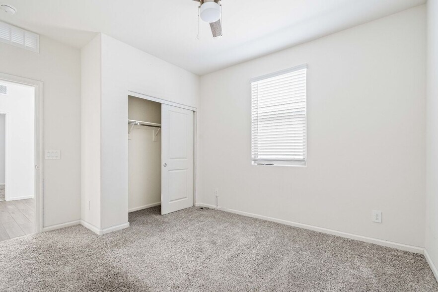 Building Photo - 12486 N Reeves Pl