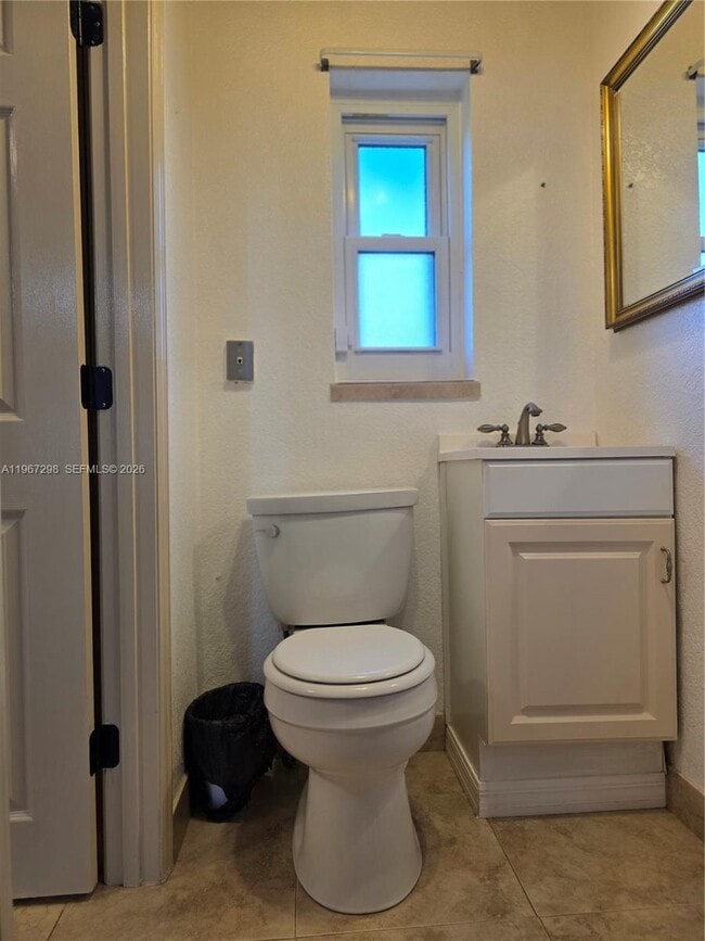 Building Photo - 4321 Kirby Loop Rd