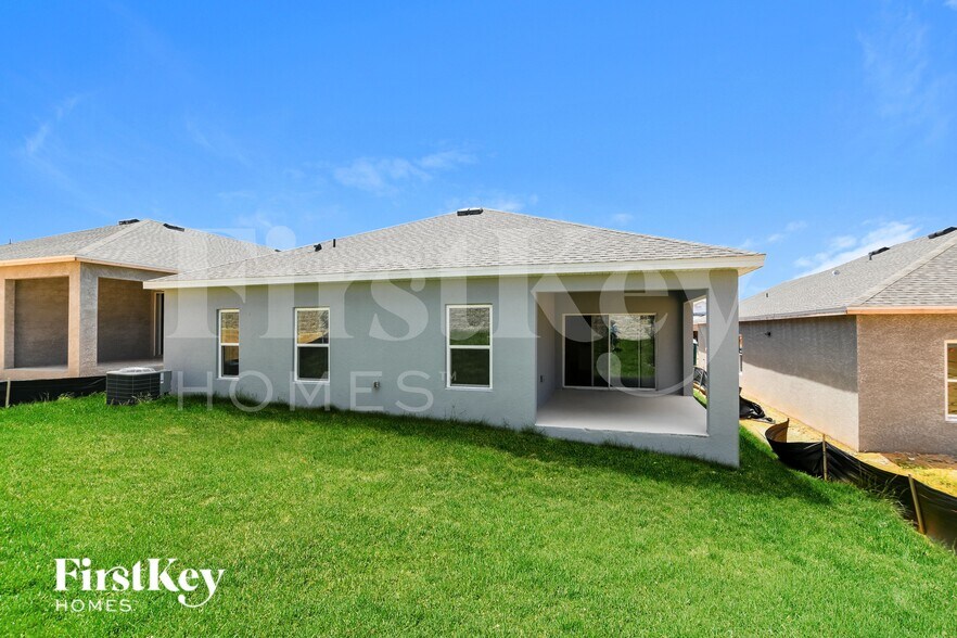 Building Photo - 705 Blackstone St