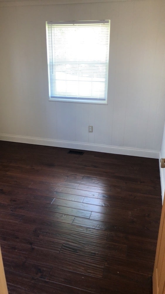 Building Photo - 401 Lufkin Dr