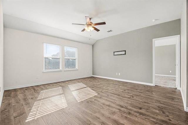 Building Photo - 611 Saddle Club Way