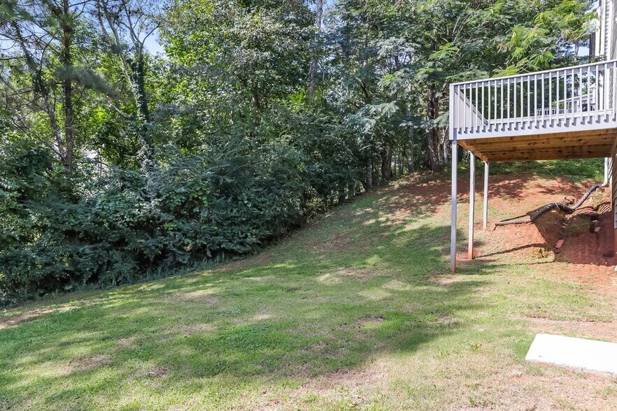 Building Photo - 460 Twin Brook Way NW