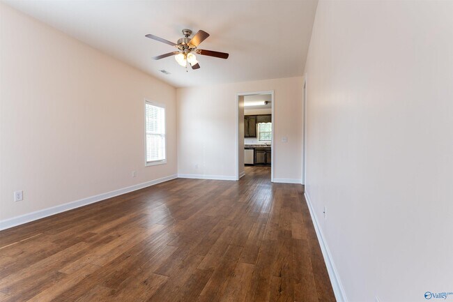 Building Photo - 105 Kaileigh Paige Cir