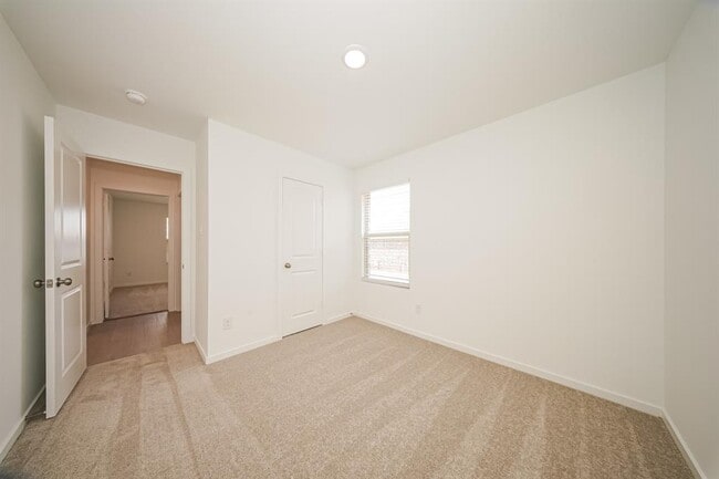 Building Photo - 9108 SW 20th St