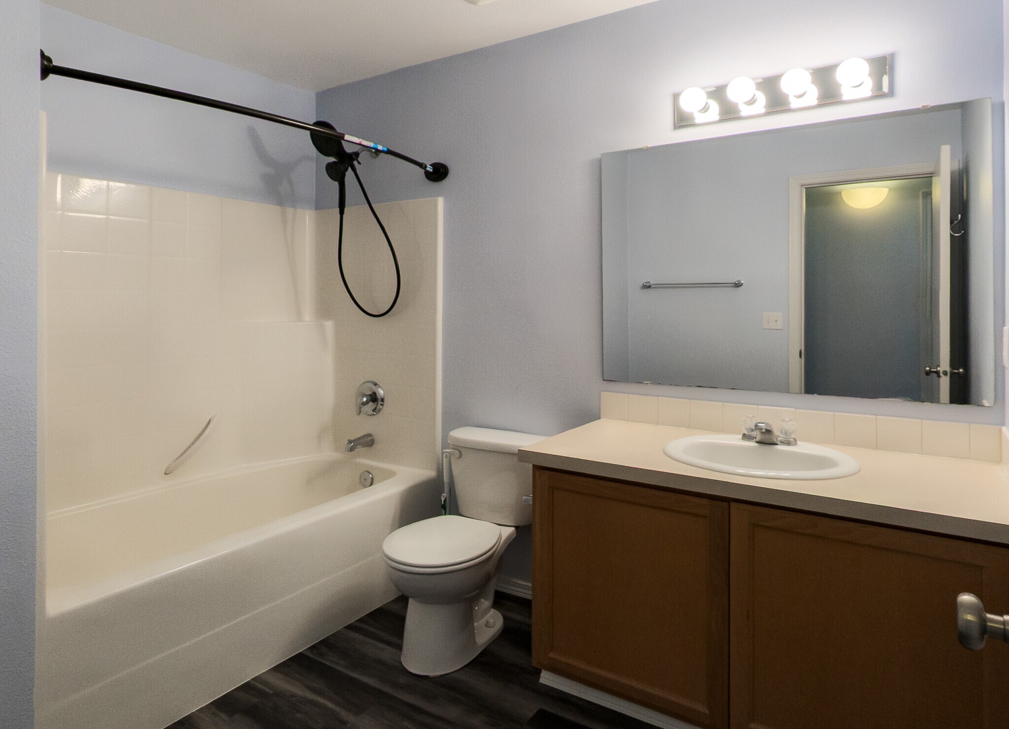 Building Photo - 7609 Rushmore Way NE