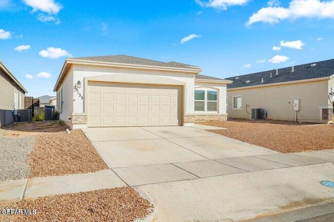 Building Photo - 15133 Composition Ave