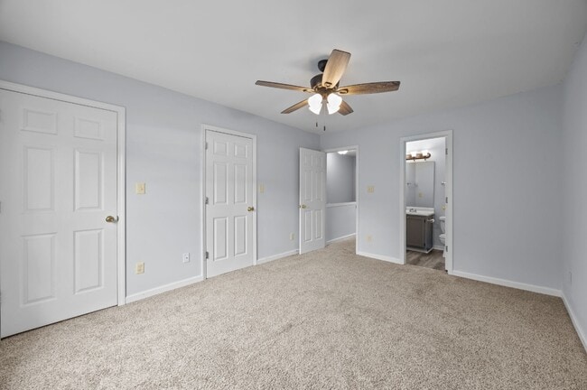 Building Photo - 20 Cheltenham Dr