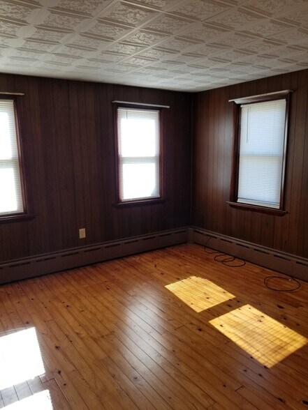 living room - 13 Williams Ln