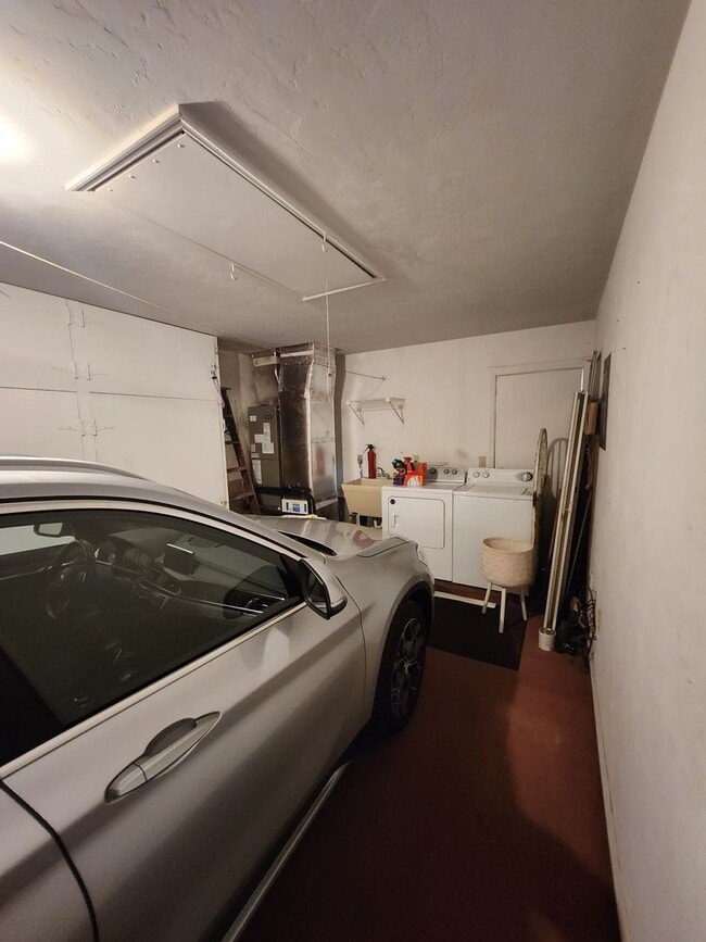 Building Photo - Fully Furnished in Mill Pond!