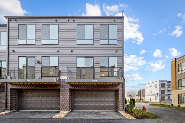 Building Photo - 1286 Catalina Ct.
