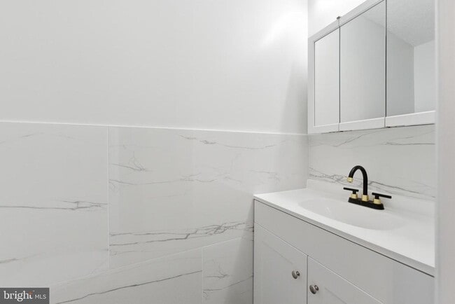 Building Photo - 115 Villa Knoll Ct