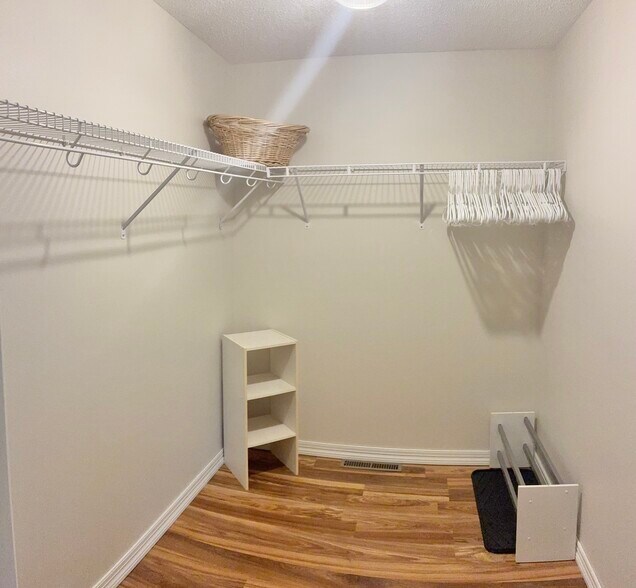 Building Photo - 201 7th St W