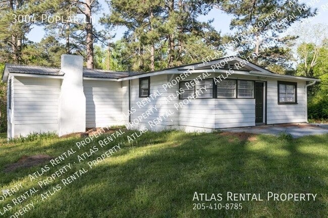 Building Photo - 3004 Poplar Ln