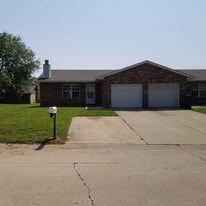 Building Photo - 714 Plankway Drive