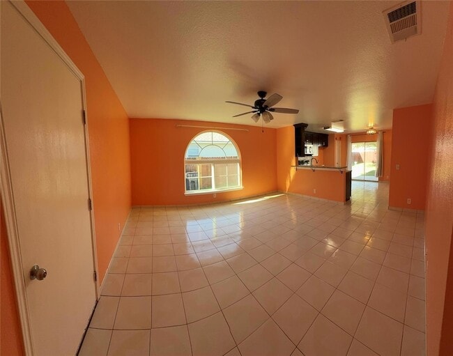 Building Photo - 5005 Daymon Ct