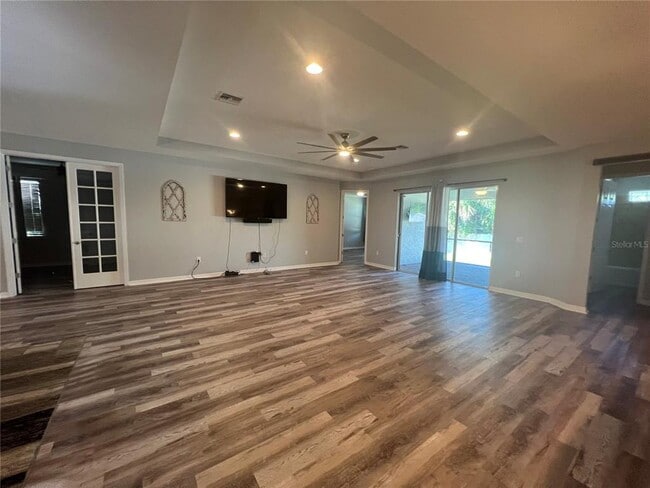 Building Photo - 10487 Atenia St