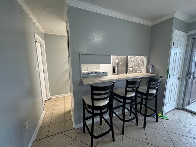 Building Photo - 406 Marshall Ct