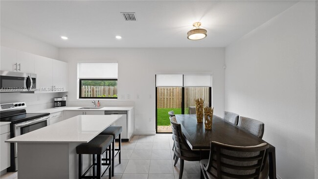Building Photo - 23101 SW 99th Ave