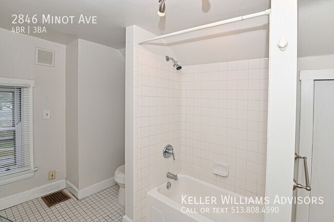 Building Photo - 2846 Minot Ave