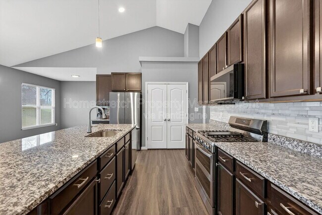 Building Photo - 738 Lost Canyon Blvd