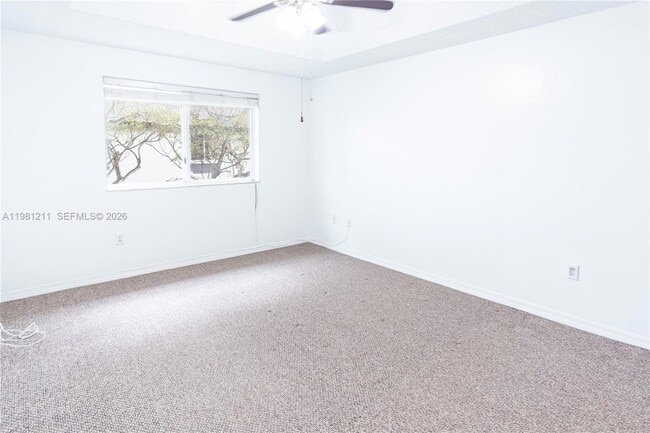 Building Photo - 2301 SE 24th Ct