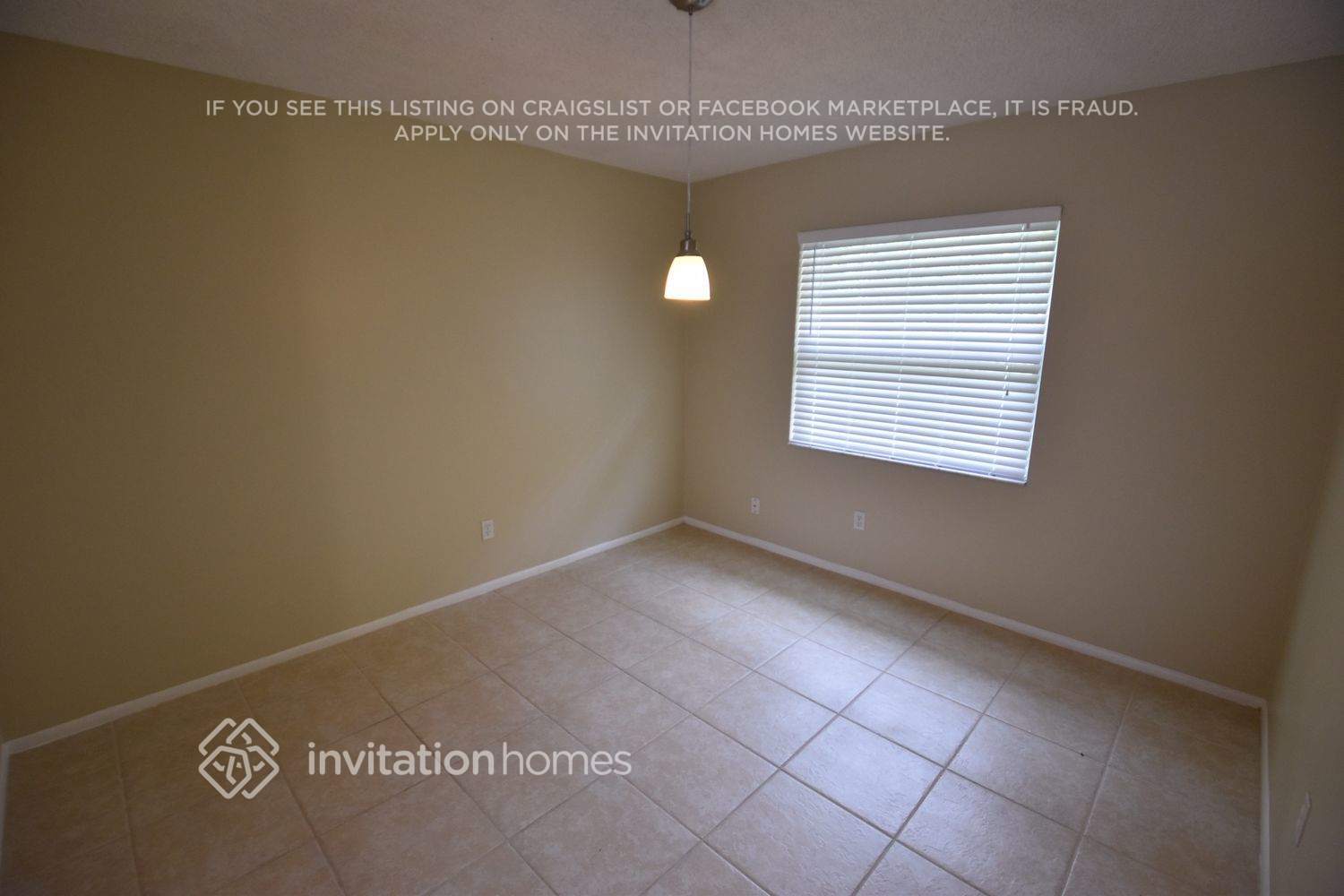 Building Photo - 5025 Tangerine Way