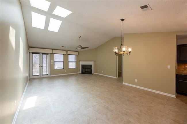 Building Photo - 3100 Pebble Creek Ln