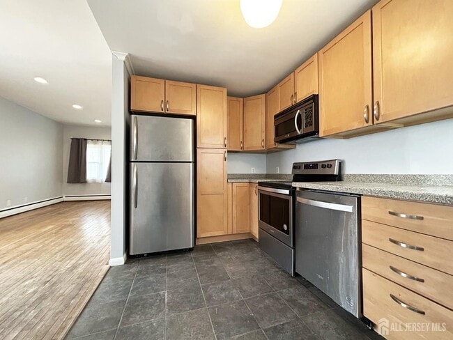 Building Photo - 34 Wall St