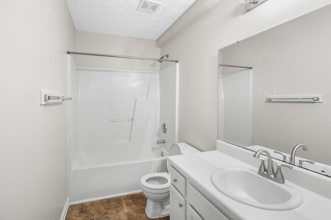 Building Photo - 103 Bridgedale Ct