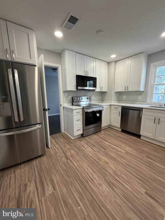 Building Photo - 510 Caroline St