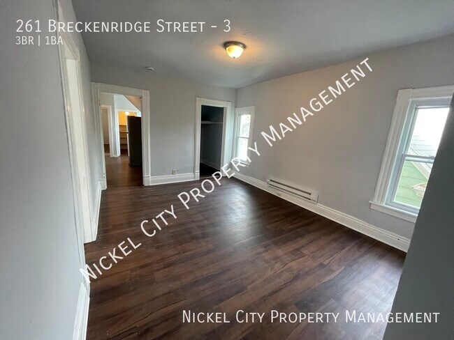 Building Photo - 261 Breckenridge St
