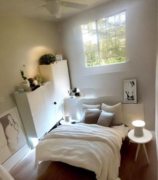 Building Photo - 900 Crestwood Ct S