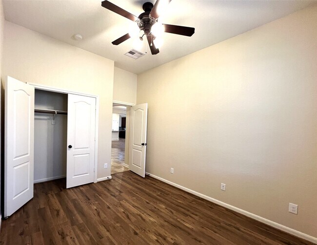 Building Photo - 28707 Mayes Bluff Dr