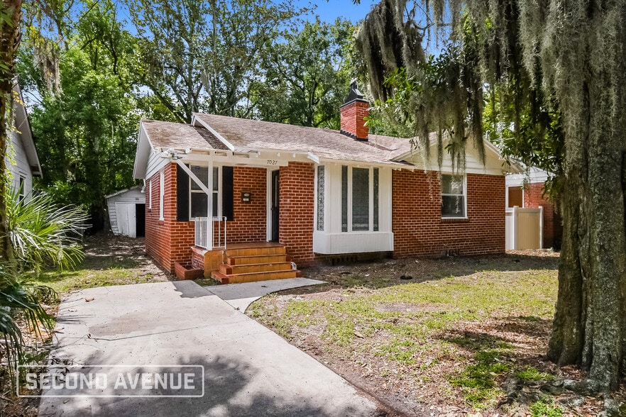 Primary Photo - 7027 Barberie St