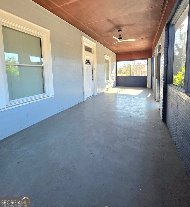 Building Photo - 1492 Virginia Ave