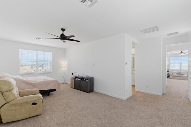 Building Photo - 5935 S Coyote Canyon