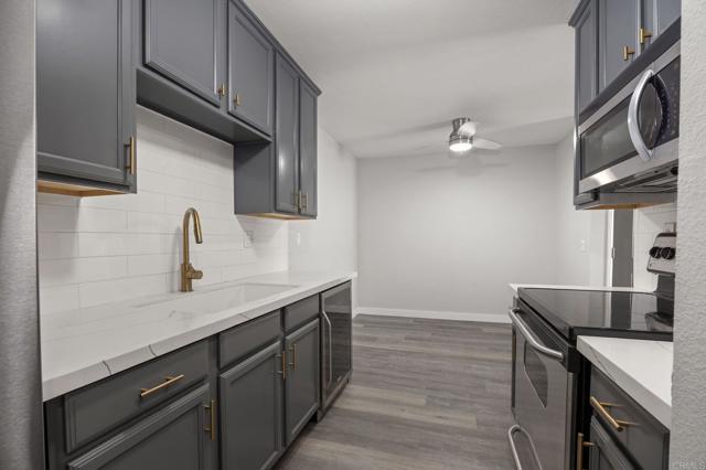 Building Photo - 1650 S El Camino Real