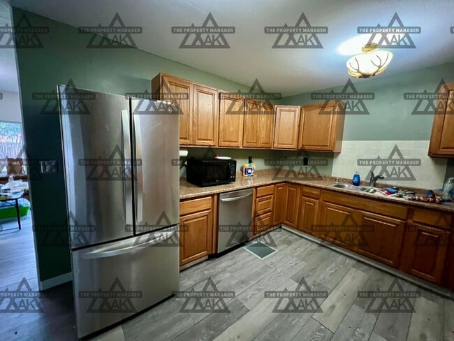 Building Photo - 2 Bedrooms plus an office / Pet friendly /...