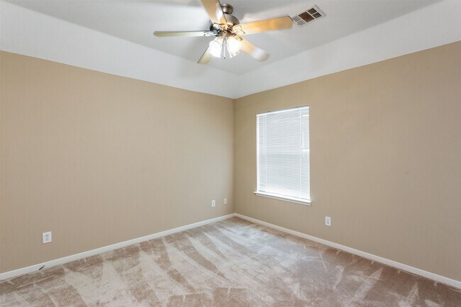 Building Photo - 9818 Mossy Tree Ln