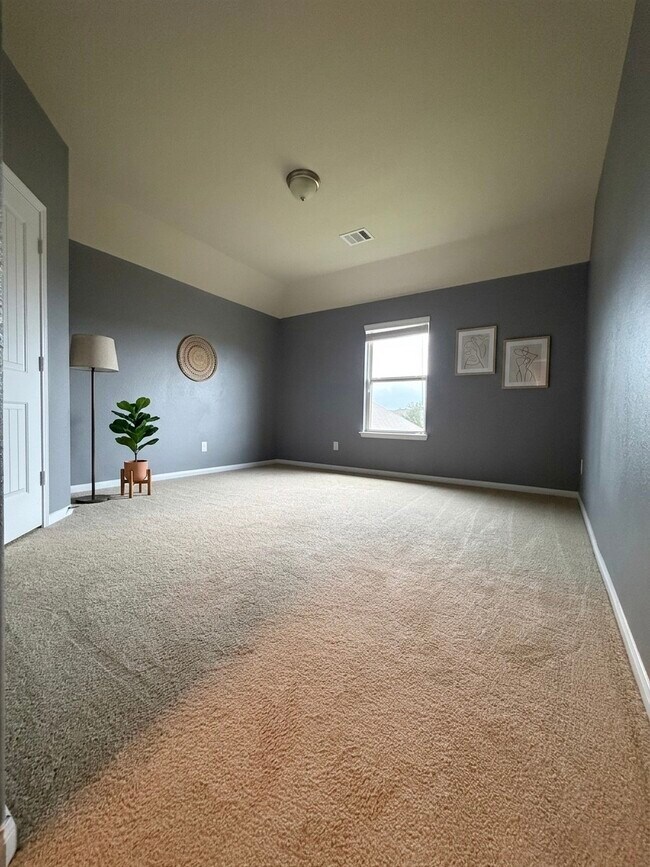 Building Photo - 17518 Cypress Hilltop Wy