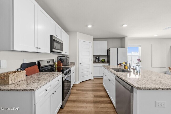 Building Photo - 7066 George Day Ln