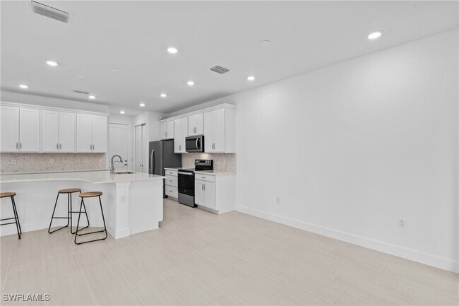 Building Photo - 4286 Sonoma Oaks Dr
