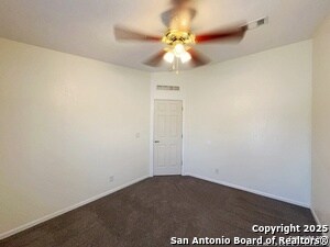 Building Photo - 9611 Hildebrandt