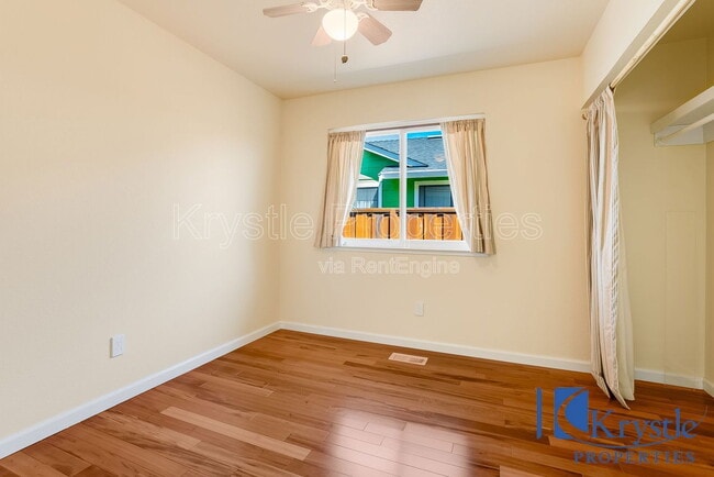 Building Photo - 530 N Regatta Dr