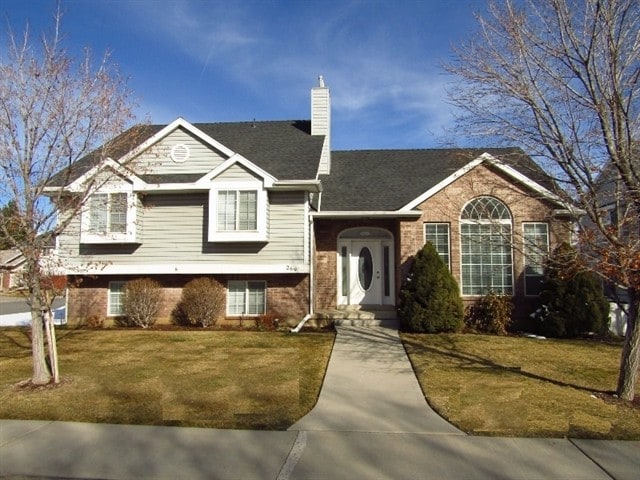 Building Photo - 269 900 W