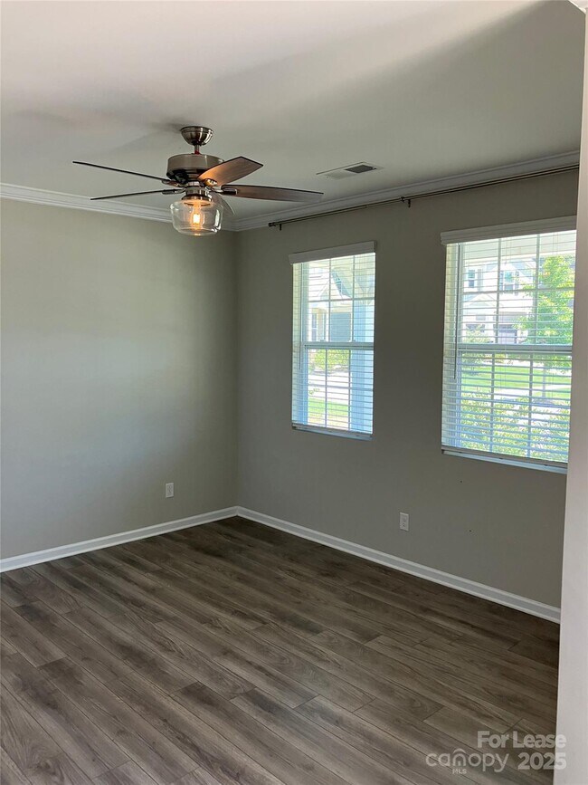 Building Photo - 10421 Bluejack Oak Ct
