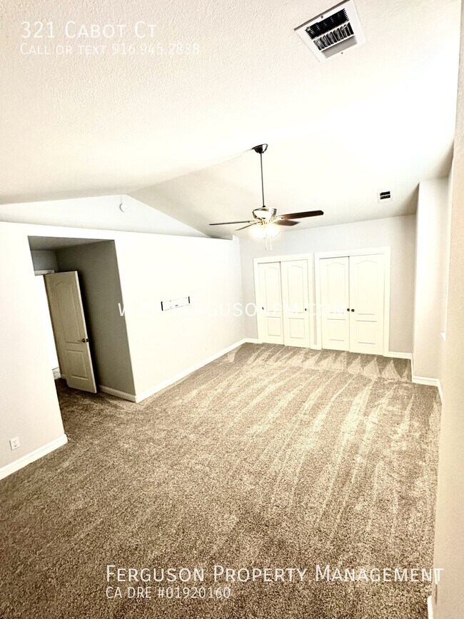 Building Photo - 321 Cabot Ct