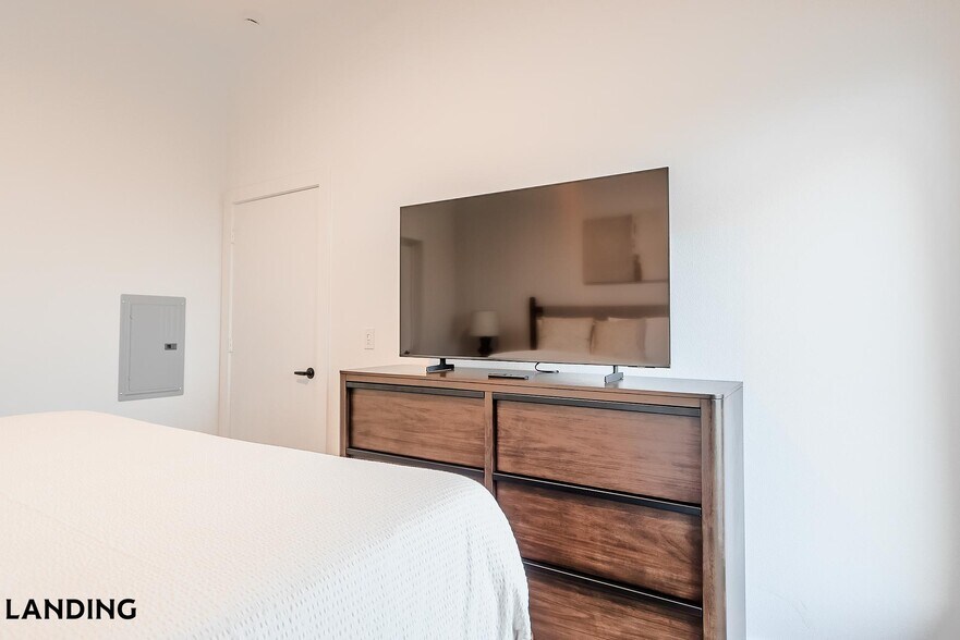 Building Photo - 2623 Keene St